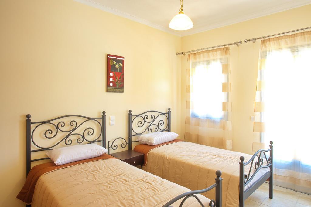 Villa Serene Камари Экстерьер фото